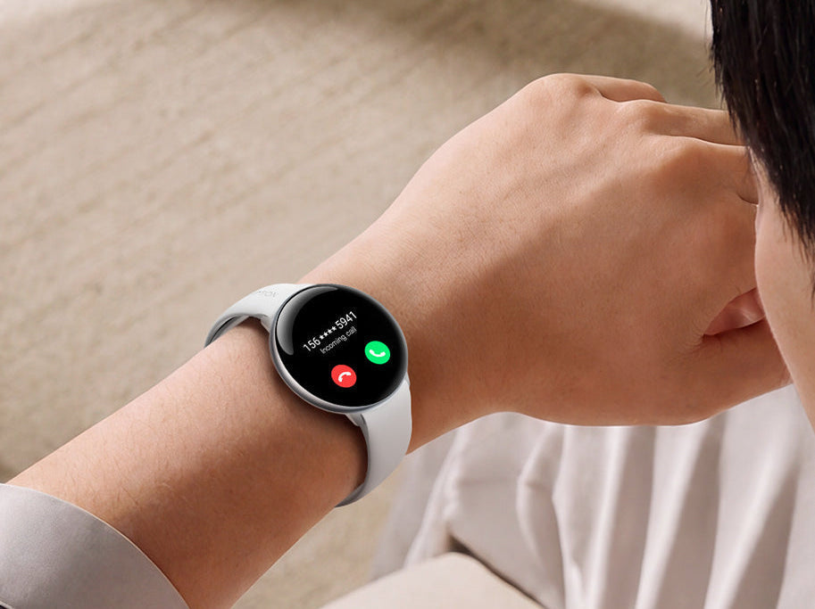 Can You Use a Smartwatch Without a Phone? What Works & What Doesn't
